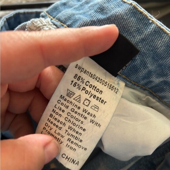 148.) SHEIN / Denim / Light Blue / Cargo Jeans - Picture 8 of 8